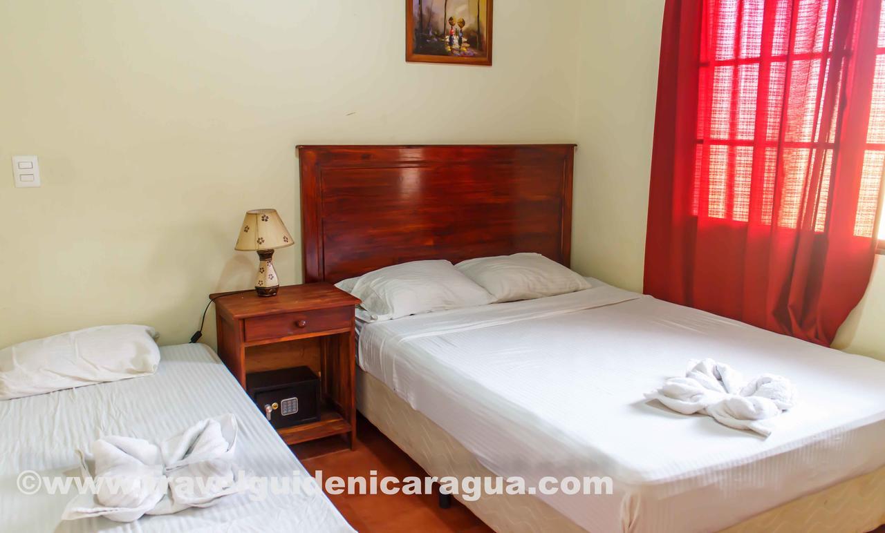 Fullmoon Hotel Ґранада Номер фото