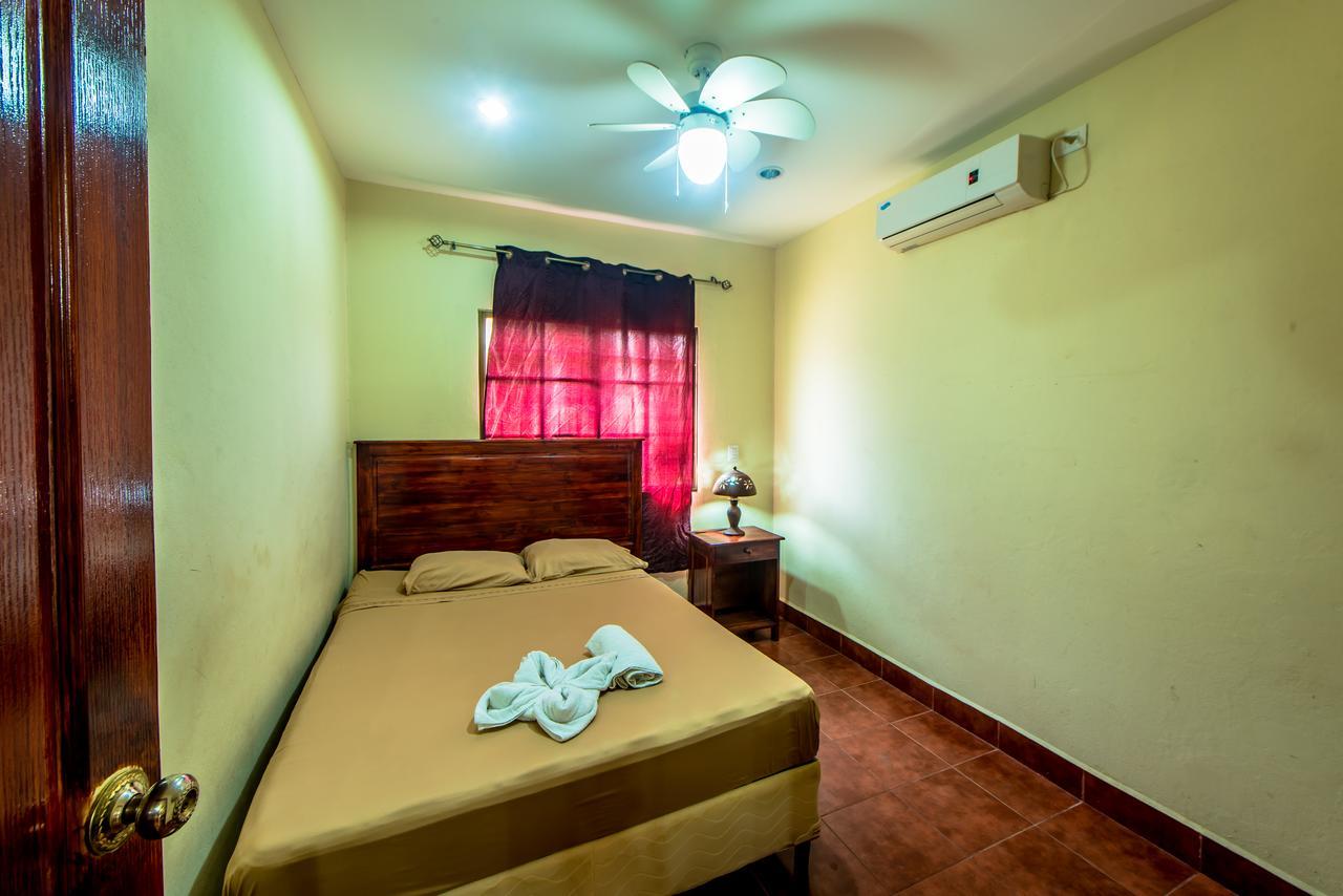Fullmoon Hotel Ґранада Номер фото
