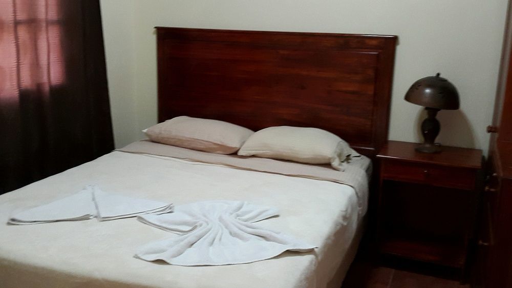 Fullmoon Hotel Ґранада Екстер'єр фото